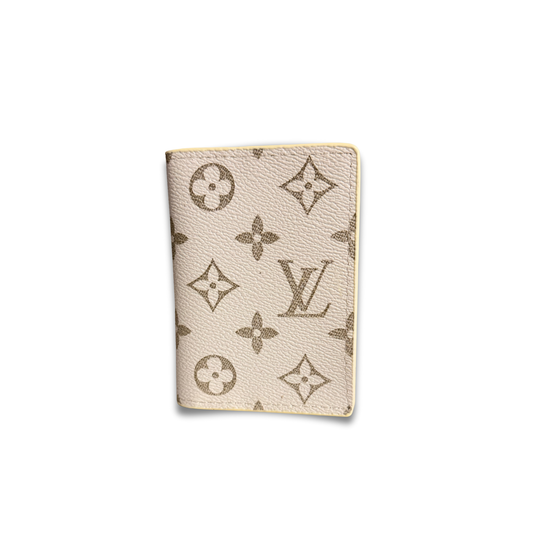 LOUIS VUITTON MONOGRAM FLIP CARD HOLDER - WHITE